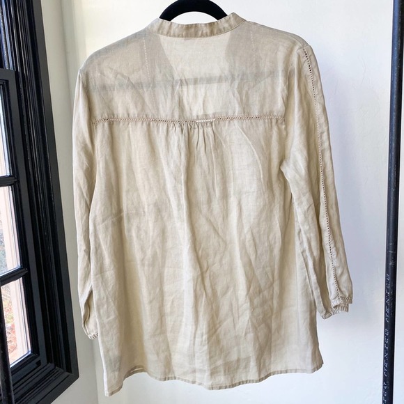 AVEC Women's Tan Linen V-Neck Long Sleeve Pleated Bodice Pop Over Blouse sz M - Picture 2 of 8